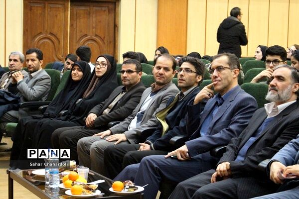 جشنواره تجلیل از پژوهشگران و فناوران برتر دانش آموز