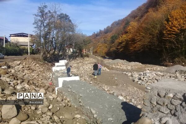 بازدید مسئولان استانی از روند اجرای پروژه‌های حوادثی غرب مازندران