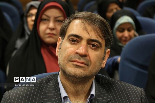 همایش مدیران 400 مدرسه الگوی شهر تهران