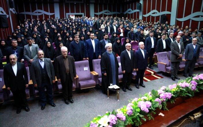 روحانی در دانشگاه فرهنگیان: از بیان روشن، شفاف و نقادانه دانشجو نسبت به دولت خوشحال می‌شوم