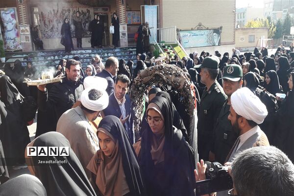 اعزام اولین گروه دانش آموزان دختر ناحیه دو شهرری  به اردوی راهیان نور