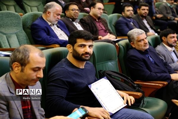 مراسم گرامیداشت روز دانشجو در دانشگاه آزاد اسلامی واحد تهران مرکز