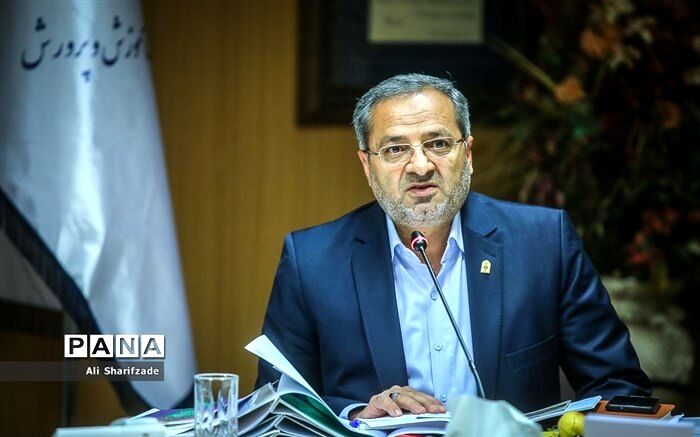 کاظمی: تغییر جهت در نظام تعلیم و تربیت تنها راه کاهش آسیب‌های اجتماعی است