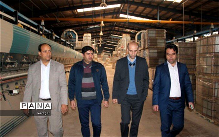 بازدید فرماندار ابرکوه از واحدهای صنعتی