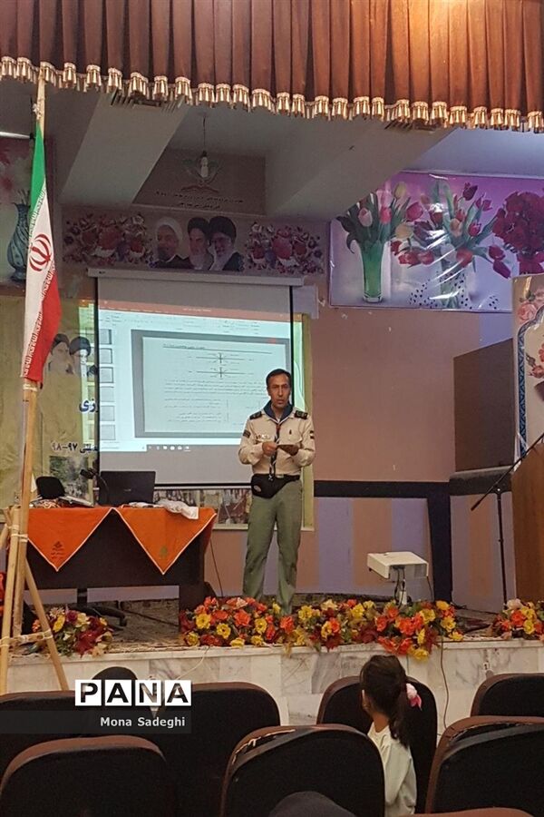 برگزاری کارگاه آموزشی و ضمن خدمت برای مربیان پیشتاز شهرستان راز و جرگلان