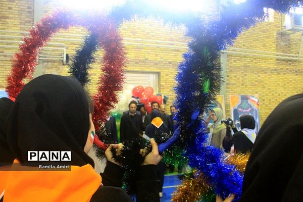 جشنواره فریادهای شادی و بازی‌های همگانی و المپیاد ورزشی درون مدرسه‌ای دبیرستان تمام تشکیلاتی در مراغه