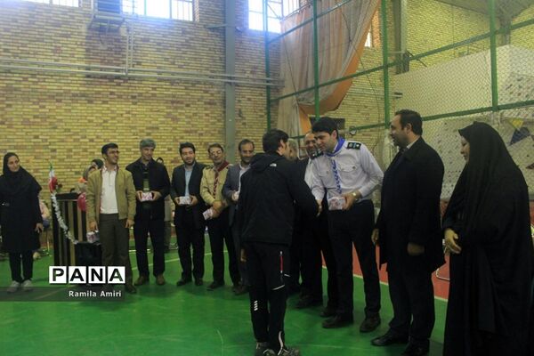 جشنواره فریادهای شادی و بازی‌های همگانی و المپیاد ورزشی درون مدرسه‌ای دبیرستان تمام تشکیلاتی در مراغه
