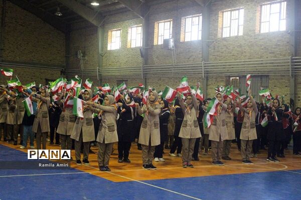جشنواره فریادهای شادی و بازی‌های همگانی و المپیاد ورزشی درون مدرسه‌ای دبیرستان تمام تشکیلاتی در مراغه