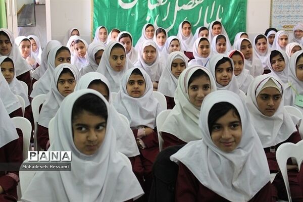 مراسم نمادین روز جهانی خاک دبستان یونس فاطمی