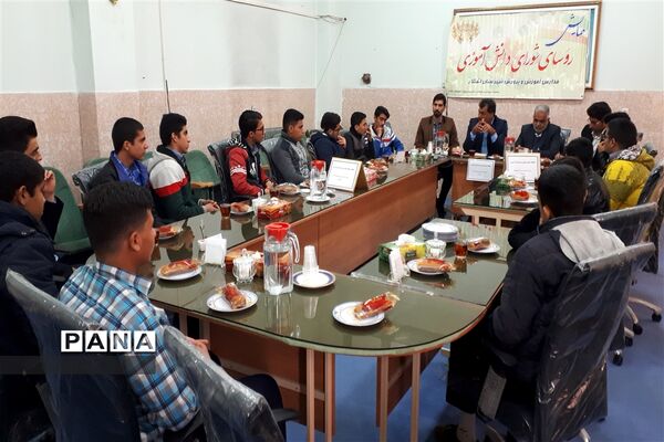 برگزاری انتخابات مجمع مشاورین شورای دانش‌آموزی شهرستان اشکذر