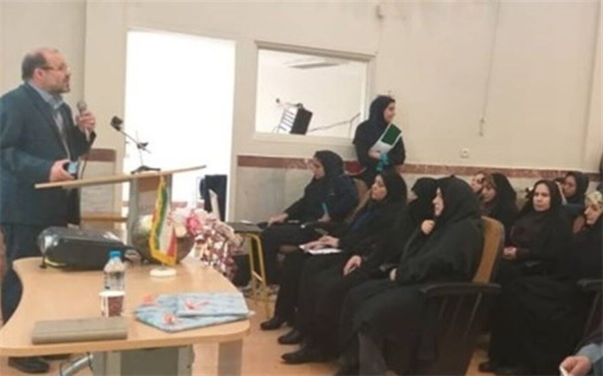 تجلیل از عوامل اجرایی جشنواره استانی فیلم رشد