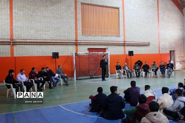 مسابقات فوتسال شهدای دانش‌آموز قزوین