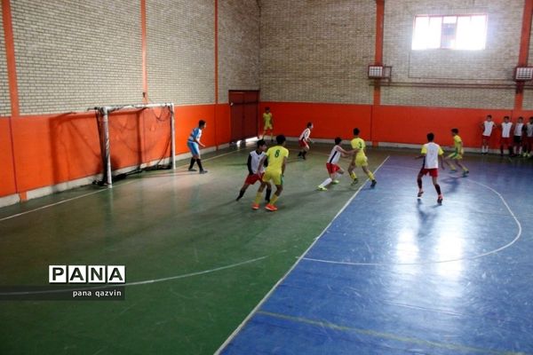 مسابقات فوتسال شهدای دانش‌آموز قزوین