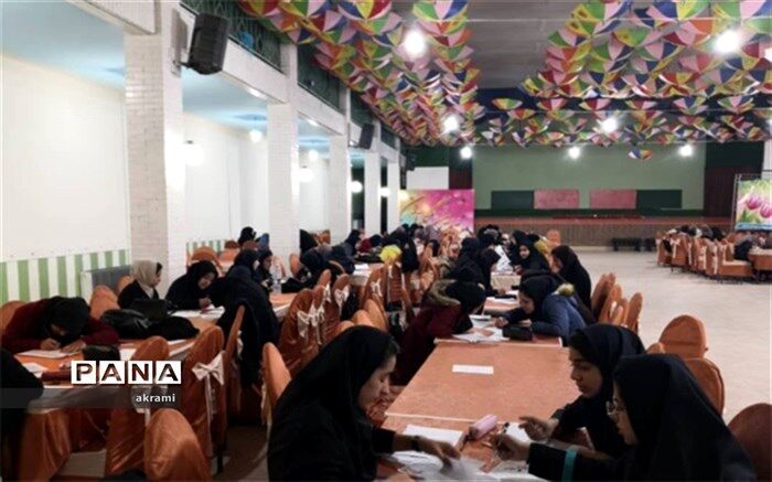 برگزاری مسابقه علمی در ابرکوه