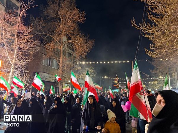 حضور باشکوه مردم کرج در راهپیمایی انتقام قائد امت