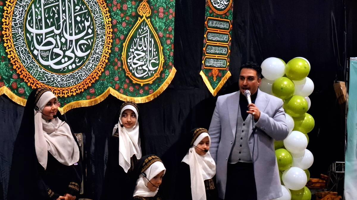 افتتاحیه مراسم اعتکاف دانش‌آموزی در مسجد ابا صالح المهدی صفادشت
