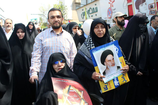 اعلام همبستگی مردم قم با فلسطین در راهپیمایی روز جهانی قدس