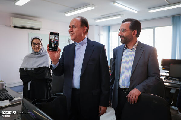 بازدید نایب رئیس مجلس شورای اسلامی از خبرگزاری پانا