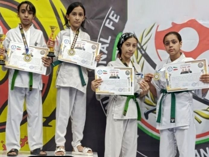 درخشش تیم کیوکوشین کاراته بیرانشهر در مسابقات قهرمانی کشور با ۱۰ مدال رنگارنگ