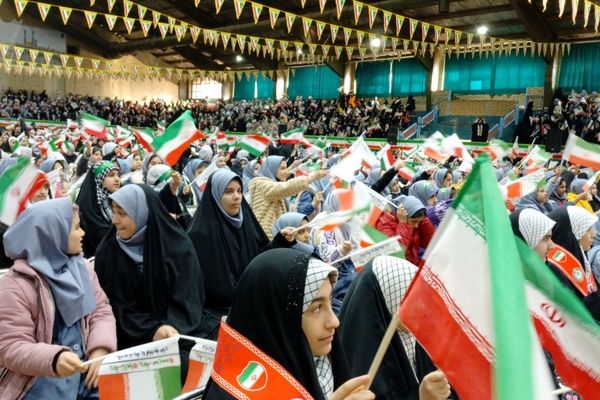 همایش دختران حاج قاسم در قم