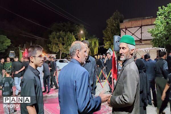 هیئت عزاداری آقا ابا عبدالحسین در  شب عاشورا حسینی در شهر بار نیشابور 