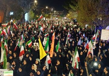 اجتماع مردم نیشابور برای اعلام انزجار علیه اسرائیل و آمریکای جنایتکار