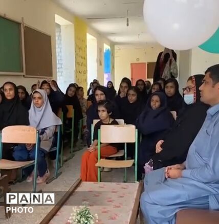 طنین زنگ شکوفه‌ها و جوانه‌ها در مدارس شهرستان کنارک