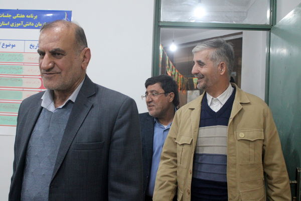 بازدید مشاور وزیر آموزش و پرورش از سازمان دانش‌آموزی استان بوشهر