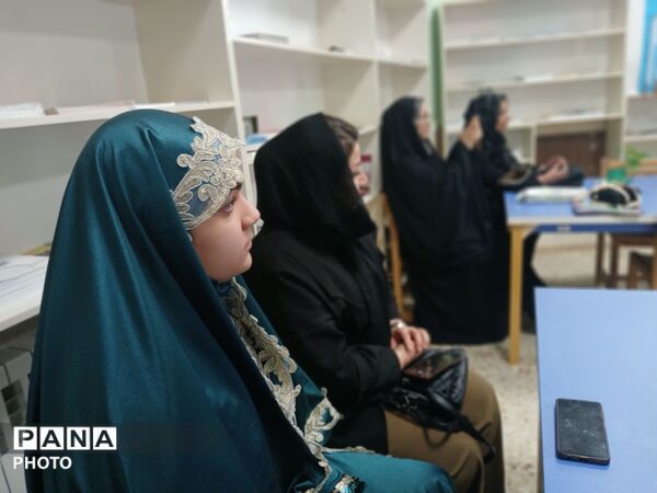 بازدید نماینده مدیر عامل کانون پرورش فکری از مراکز مستقر در گلستان 