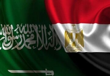 عربستان و مصر قرارداد همکاری نظامی امضا کردند
