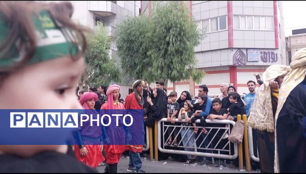 جلوه‌هایی از حرکت نمادین کاروان اسرای کربلا در قم