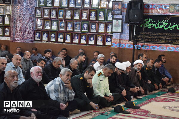 تلاقیِ اندوه و اقتدار در نماز جمعه شهرستان فارسان