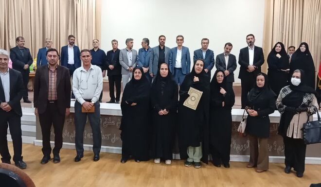 قدردانی از تلاش‌های طلایی انجمن‌های برتر اولیاء و مربیان
