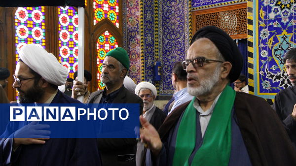 برگزاری دسته عزای روحانیون یزدی به مناسبت سالروز ارتحال امام خمینی (ره)