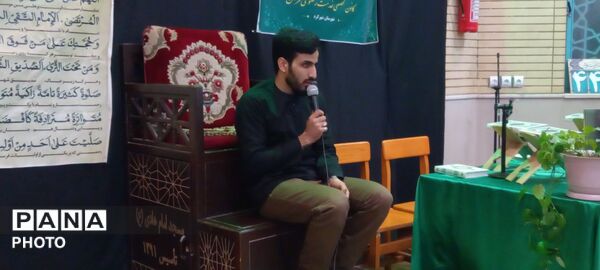 مراسم سوگواری قائد امت در مسجد امام هادی(ع) شهرک منظریه