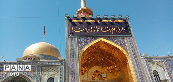 در سوگ ضامن آسمان‌ها؛ جهان در برابر غریبتی بی‌انتها سر به سوگ نهاد