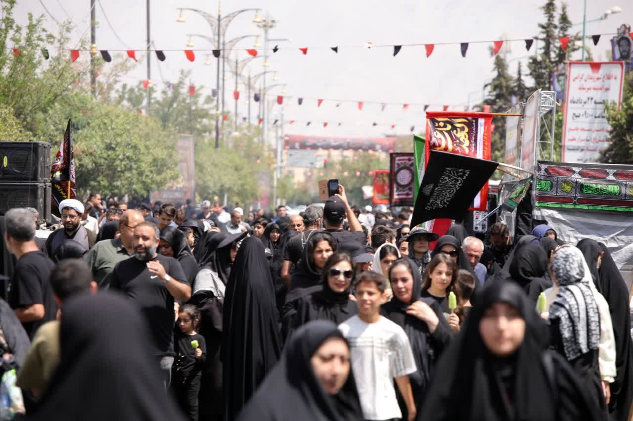 عاشقان حسینی در اربعین، از اندیشه تا کربلا