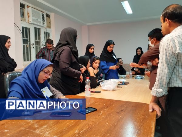 حضور مردم حاجی‌آباد در دور دوم انتخابات ریاست‌جمهوری