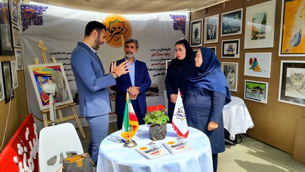 سومین نمایشگاه توانمندی‌های هنرجویان هنرستان منطقه ۲