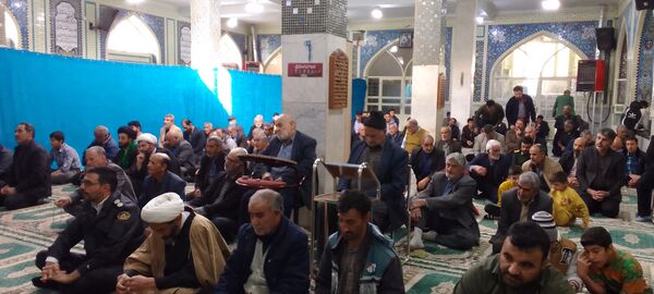 نماز جمعه میعادگاه عشق 
