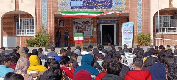 گرامیداشت دهه فجر، نیمه شعبان و ولادت امام زمان (عج) در دبیرستان شهید بهشتی تربت جام