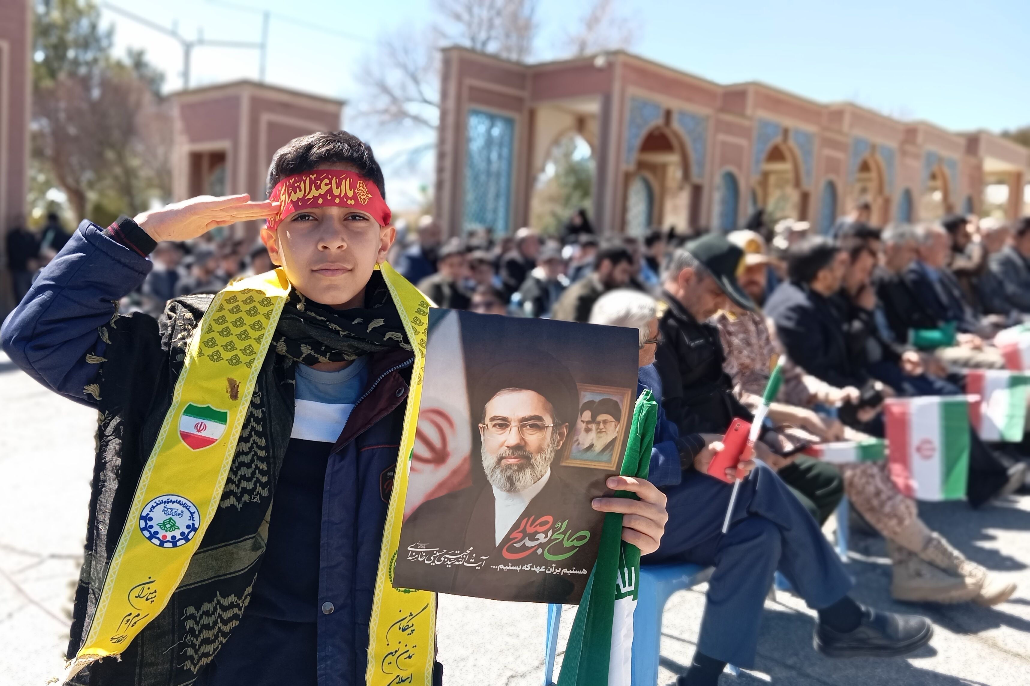  قاب‌های خبرنگار پانا از بیعت دانش‌آموزان پیشتاز چهارمحال وبختیاری با رهبر امت