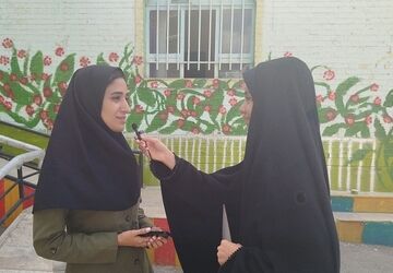 شغل مشاوره را با علاقه انتخاب کردم