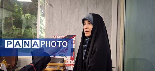 بررسی تاثیر پیشرفت علم و فناوری در صدا و سیما توسط دانش‌آموز خبرنگاران