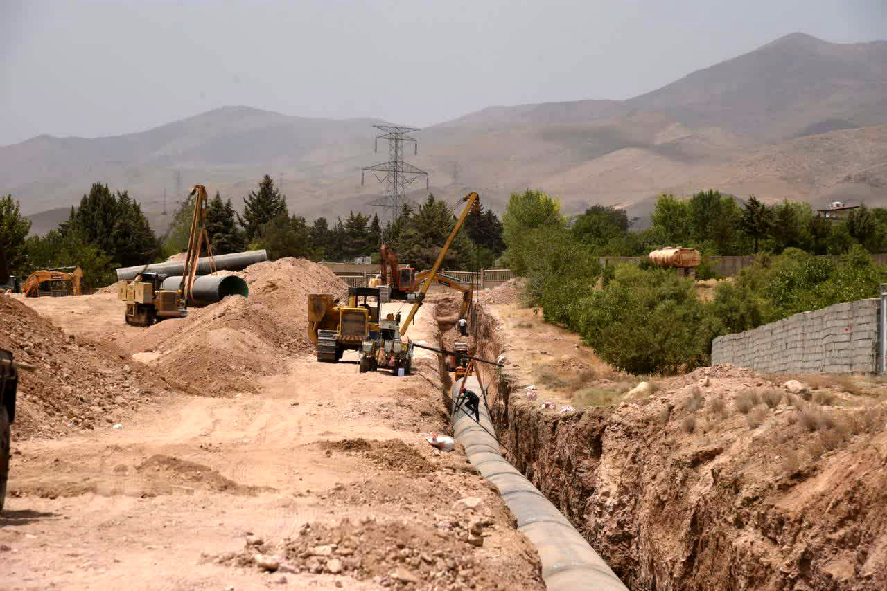 آغاز عملیات اجرای خط انتقال آب کشاورزی و شرب روستای سله‌بن