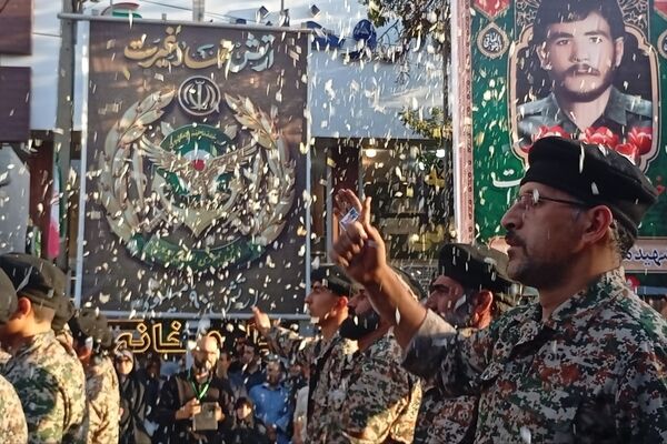 ملایر در قاب رژه جانفداها؛ شکوه ایستادگی در دفاع مقدس
