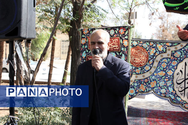 مجتمع مدارس سما کاشان ۱۳ آبان را با یاد شهدا و نام زهرا(س) گرامی داشت