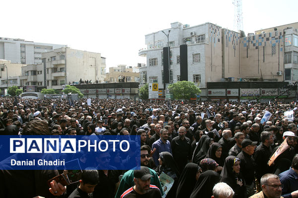 مراسم تشییع پیکر شهدای خدمت در تهران