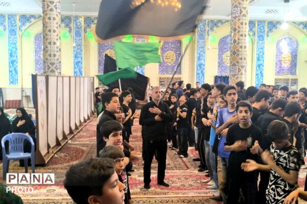 همایش «احلی من العسل» در حسینیه حیدر زرقان