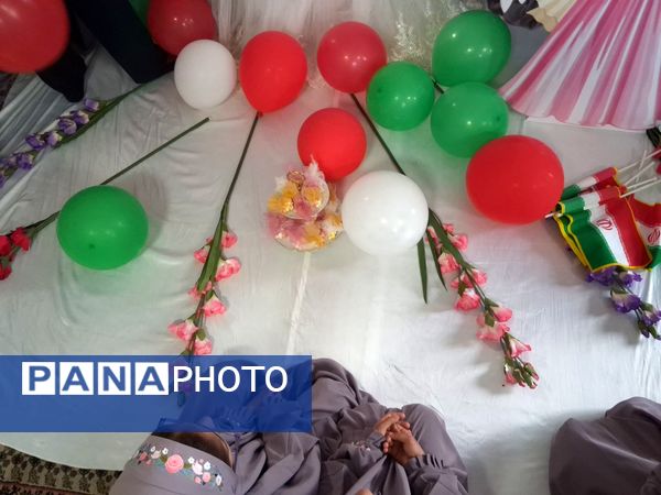 جشن تکلیف نمادی از عشق و علاقه در دبستان فاطمه‌الزهرا